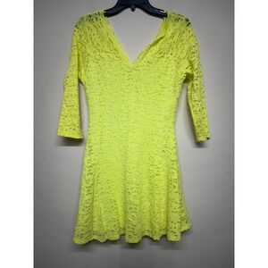 Charlotte Russe Yellow Lace Skater Dress Women's Large V-Neck Fit Flare Y2K